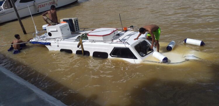 Pemilik dan Penyebab Tenggelamnya Speedboat Masih Misterius