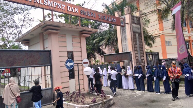 Jokowi di Tarakan, Cek Vaksinasi Door to Door