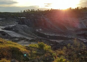 Insiden Tanah Longsor di Wilayah Kerja PT PMJ di Desa Sengkong, Dua Korban Belum Ditemukan