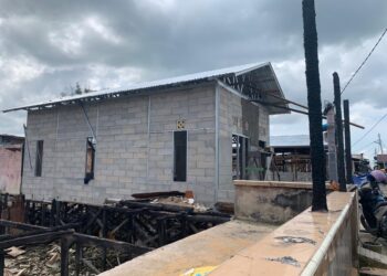 Pasca Kebakaran, Warga RT 03 Kelurahan Sebengkok  Mulai Bangun Rumahnya Kembali