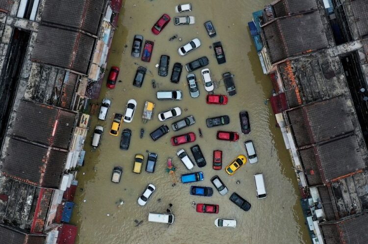 Pemerintah Malaysia Menyatakan Kerugian Hampir $1,5 Miliar Akibat Banjir