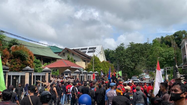 Gelar Aksi Damai, Aliansi Masyarakat Adat Kaltara Bersatu, Tuntut Edy Cs Segera Ditangkap