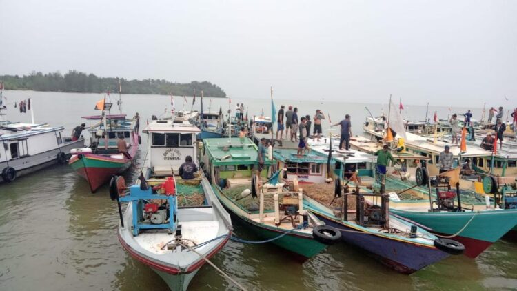 Nelayan Bunyu Keluhkan Penggunaan Alat Tangkap Pukat Kurau dan Trawl