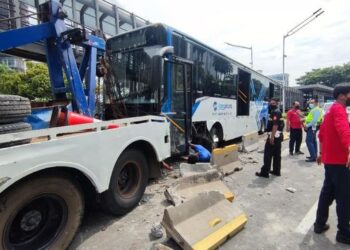 Bus Trans Jakarta, Tabrak Pejalan Kaki hingga Tewas