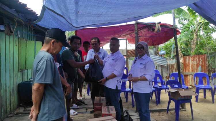 Korban Kebakaran di Karang Anyar Pantai Dapat Bantuan dari Khairul