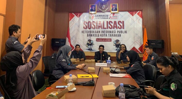 Bawaslu Tarakan dan KIP Kaltara Sosialisasikan Keterbukaan Informasi Pemilu