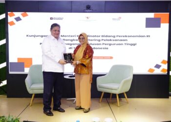 Menko Airlangga Tinjau Program Pemagangan Nasional di Telkom, Soroti Kebutuhan Talenta AI