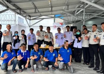 Jelang Puncak PPetugas dan Warga Binaan Lapas Tarakan Laksanakan Test Urine Mendadak, Ini Hasilnya