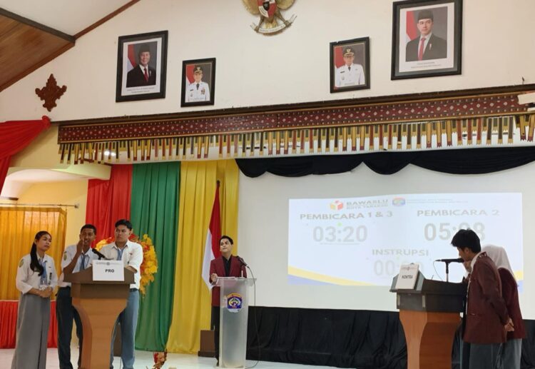 Debat Demokrasi 2025 Berakhir, SMAN 3 Tarakan Dominasi Daftar Juara