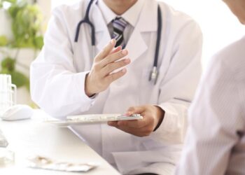 Ilustrasi layanan berobat Pro Lentera Ku