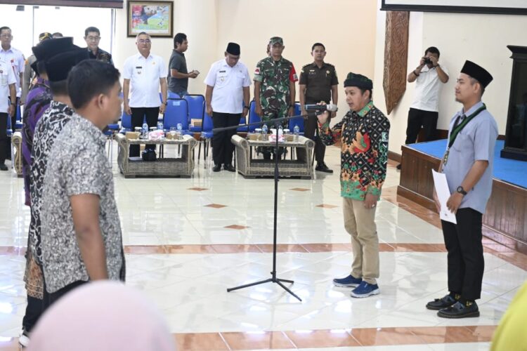 Bupati Wempi Hadiri Pelantikan KAHMI Malinau