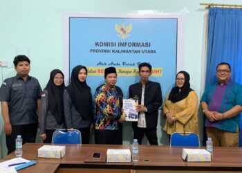 Komisi Informasi Apresiasi Penyerahan Laporan Layanan Informasi Bawaslu se-Kaltara