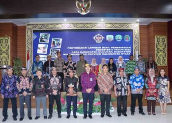 Gubernur Zainal Terima 2 LHP dari BPK sebagai Wujud Transparansi