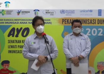 Menkes Budi Gunadi Sadikin dalam keterangan pers hari imunisasi sedunia