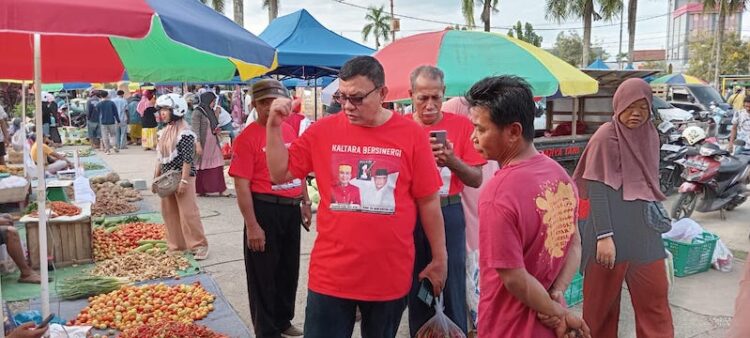 Blusukan ke Pasar, Adri Patton Pertegas “Keberpihakan” Sulton Untuk Pedagang Kecil