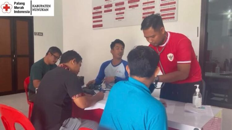 PMI Nunukan Bagikan 80 Paket Sembako ke Pendonor Darah