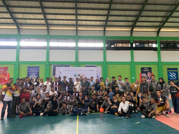 Foto bersama seluruh kontingen usai berakhirnya gelaran Porwada 1 Kaltara