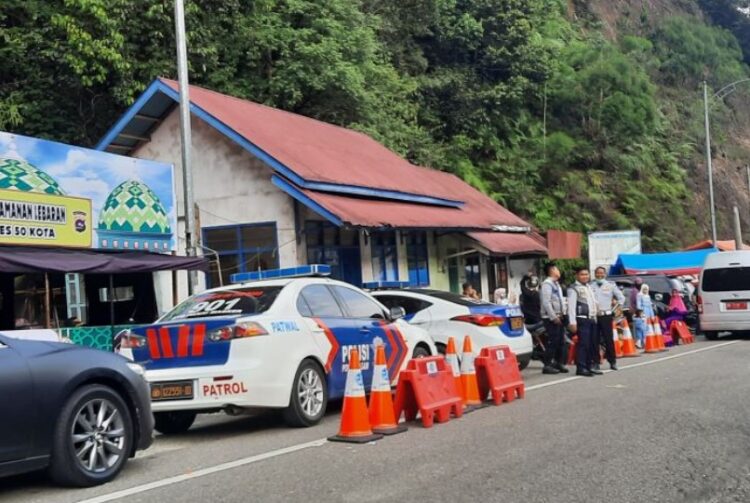 Pengamanan lokasi Kelok 9 Seksi II