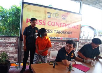 RF (19), saat ditampilkan dalam release Polres Tarakan