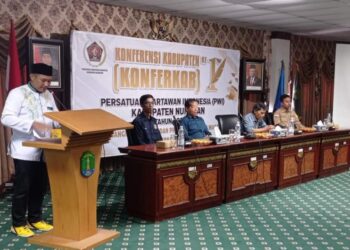 Sekda Nunukan Buka Konferkab I PWI Kabupaten Nunukan