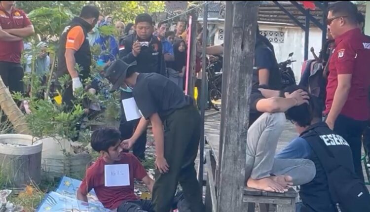 Ada 22 Reka Adegan Tersangka Kasus Dugaan Penganiayaan hingga Polisi Bongkar Makam