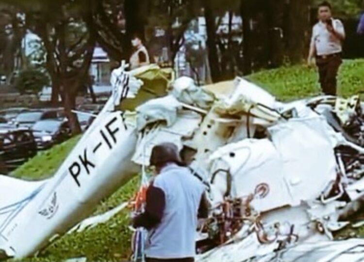 Pesawat Latih PK-IFP Jatuh di Kawasan BSD Serpong, Tiga Orang Meninggal Dunia