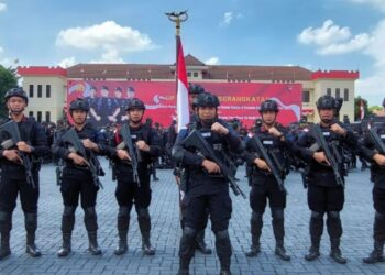 Enam batalion respons cepat Brimob Polri dilengkapi senjata organik modern