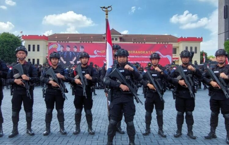 Enam batalion respons cepat Brimob Polri dilengkapi senjata organik modern