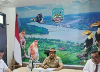 Gubernur Kalimantan Utara, Zainal Arifin Paliwang di Tanjung Selor, Bulungan, Senin (13/6) saat virtual dengan KJRI Kuching bertempat d Ruang Rapat Kantor Gubernur