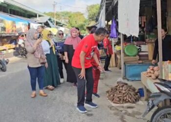 Blusukan ke Pasar Tenguyun, Sulaiman Janji Tingkatkan Kesejahteraan Pedagang