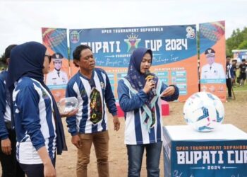 Buka Turmanen Sepak Bola Bupati Cup Nunukan 2024, Laura: Junjung Tinggi Sportivitas