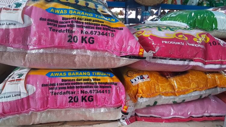 Harga Beras Naik, Pasokan dari Bulog ke Pedagang Kosong