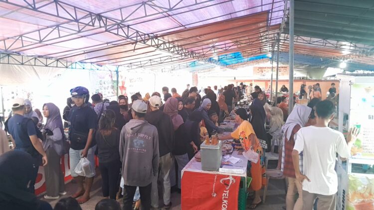 Keseruan Warga Tarakan Berburu Takjil di Pasar Ramadhan, Berkah Bagi Penjual
