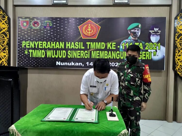 Wabup Hanafiah Hadiri Penutupan TMMD Wiltas Ke-111 TA 2021