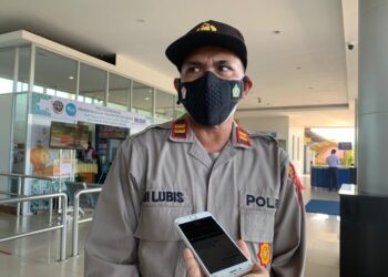 Iptu Edi Erianto, PA Satgas Preventif Pos Pelayanan Bandara Juwata (Foto: Ade/CAKRANEWS)