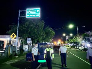Ratusan mobil di Tarakan kena razia Dishub (Foto: Ade/CAKRANEWS)