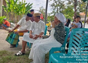 Wakapolda Sulteng Rayakan Idul Adha dengan Kesederhanaan, Saksikan Penyembelihan Sapi Qurban Bersama Ibunda Tercinta
