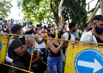Banyak Orang Kuba Bermigrasi karena Panik Ekonomi Goyah