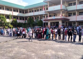 Warga Antusias Ikuti Vaksin Massal di Juata Permai