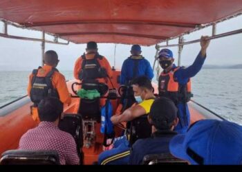 Perahu Berpenumpang 17 Orang Terbalik, Satu Orang Meninggal Dunia
