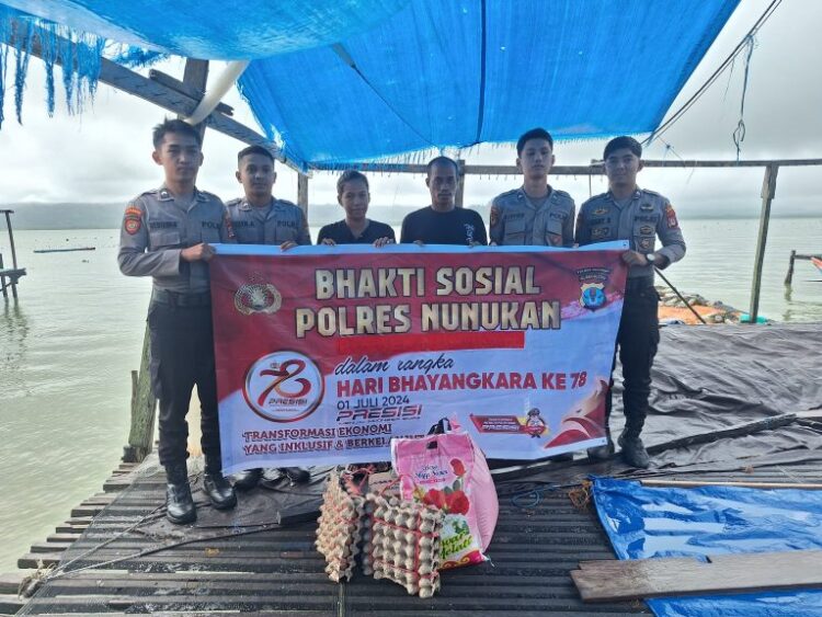Hari Bhayangkara ke 78, Polres Nunukan Bagikan Paket Sembako