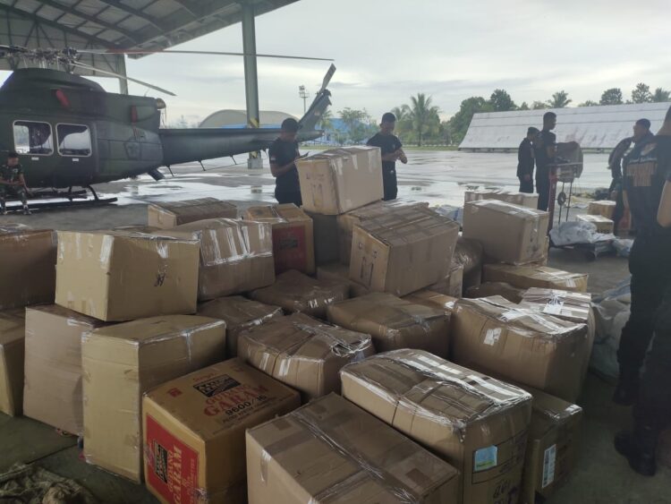 Potret Pengiriman Bansos dari Brimob Kaltara untuk Korban Gempa Cianjur