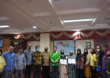 Serahkan Bantuan ke Pelaku Usaha Terdampak Covid-19, Pemkab Nunukan Berharap Bisa Jadi Tambahan Modal