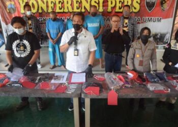 Komplotan ‘Ganjal Pake Tusuk Gigi’ Kartu ATM Diringkus Polda Jateng