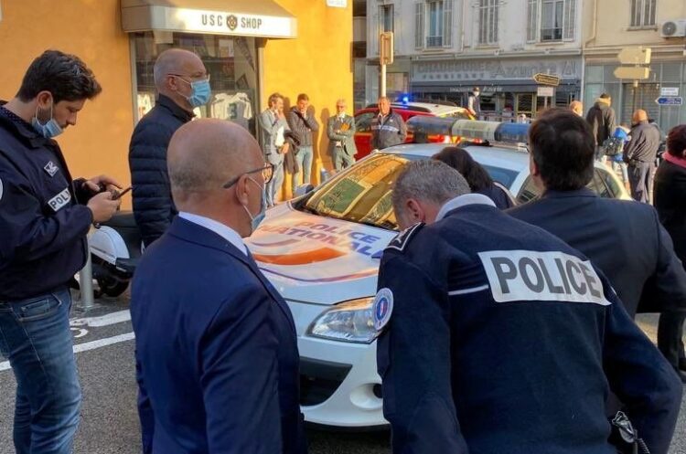 Polisi Selamat dari Serangan Pisau di Kota Cannes, French Riviera
