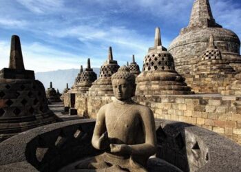 Kebijakan Nyekik Rakyat! Luhut Tetapkan Tiket Masuk Candi Borobudur Rp 750 Ribu