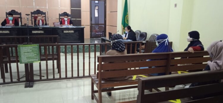 Putusan Sela, Majelis Hakim Tolak Eksepsi Venny dan PHnya, Sidang Berlanjut