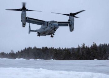 Pesawat Militer AS dengan Empat Penumpang Jatuh di Arktik Norwegia