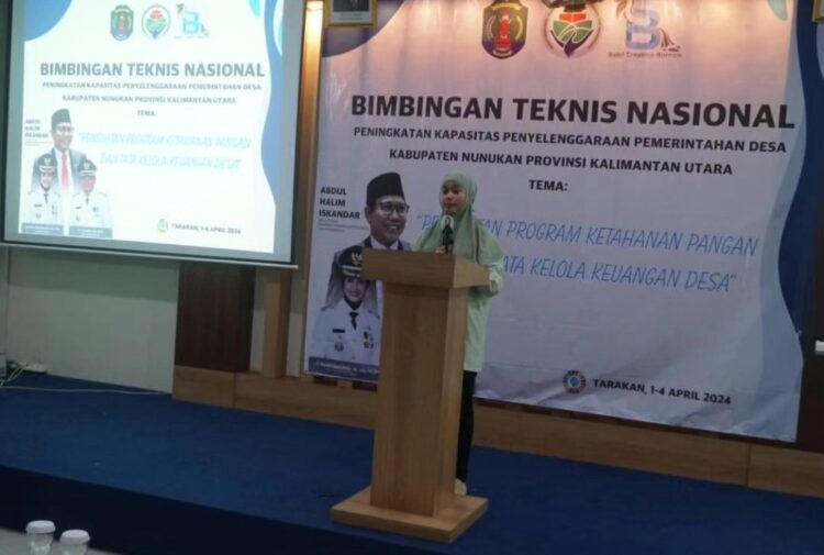 Bimtek Aparatur Pemerintah Desa, Bupati Laura Sampaikan Hal Ini