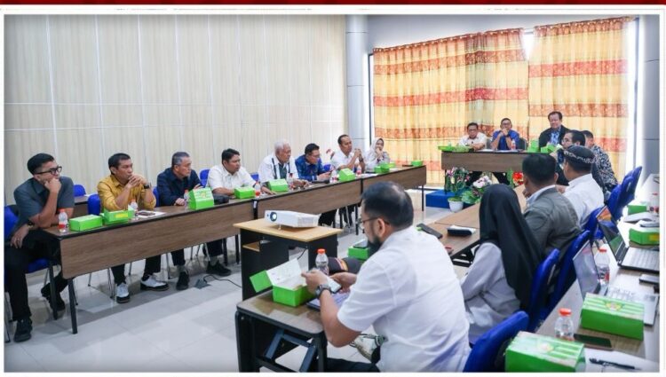 anitia Khusus (Pansus) Rencana Tata Ruang Wilayah (RTRW) DPRD Provinsi Kalimantan Utara menggelar rapat kerja bersama Pemerintah Provinsi Kaltara dan Pemerintah Kabupaten Bulungan. (Humas DPRD Kaltara).
